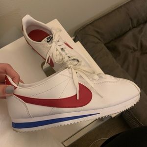 White/red Nike Cortez sneaker women’s 9